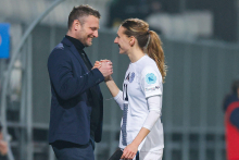 Nogometašice v pričakovanju prvega nastopa v Stožicah
