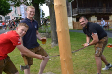 Funpark, Disco und Maibaum-Umschneiden beim Landjugendfest Wenigzell
