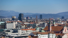 Ta stanovanja lahko do začetka julija kupite na dražbah