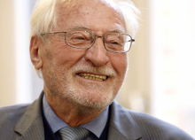 Tone Pavček