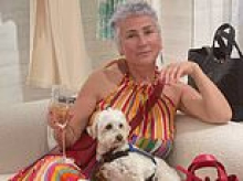 Landlord defends charging $1,050 for three people to SHARE a single room in her Sydney unit