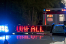 Unfall: Geschocktes Paar ging 1,2 Kilometer zu Fuß, um Hilfe zu bekommen