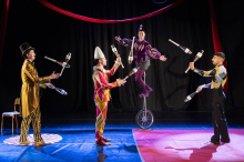 Svet cirkusa bo zaživel v Ljubljani. Na Ambrožev trg vabita Klovnbuf in Trojna salta.