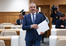 Cigler Kralj sporočil, da so s spletne strani umaknili prehranske smernice