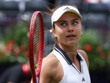 Šesta nosilka Jovic zanesljivo v drugi krog turnirja v Londonu