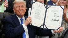 Trump gibt 70 Milliarden Dollar für Abschiebungen frei