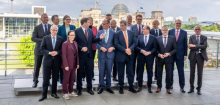 Als der Arbeitgeberboss und die Gewerkschaftschefin aufeinandertreffen, droht die Stimmung zu kippen