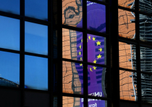 Pakt o migracijah in azilu dve leti po sprejetju začenja veljati v celoti