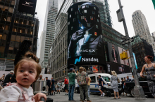 Debi podjetja SpaceX na borzi, premoženje Elona Musk nad bilijonom
