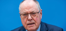 AfD: Peer Steinbrück regt neue Strategie im Umgang mit der Partei an