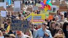 Honorarkürzungen: Erneute Proteste von Psychotherapeuten im Norden