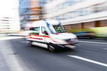 Arbeitsunfall in Weiz: Transformator-Tür traf 41-Jährigen am Kopf