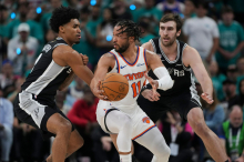 Finale, peta tekma, ob 2.30: San Antonio - New York