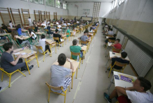 DETALJNO UPUTSTVO ZA POLAGANJE MALE MATURE: Osmaci jutros ovo moraju da imaju kod sebe, a ovo nikako ne sme da im bude na stolu! 