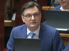 JOVANOV IZJAVOM POTPUNO OGOLIO BLOKADERE! O napadu na novinara u Frankfurtu: To je jedna odvratna scena, dve godine huškaju na nasilje! 
