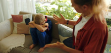 Studie zu Erziehung: Streng erzogene Kinder schummeln häufiger