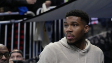 POTRES U NBA LIGI! Janis Adetokumbo ide kod Nikole!