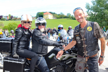Zum 11. Mal : Diese Motorradsegnung zog Biker aus dem ganzen Bezirk an