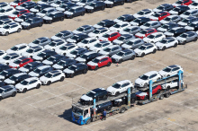 Deutsche Autobauer hart getroffen: Alarmierende Zahlen: Die Chinesen kaufen immer weniger Autos