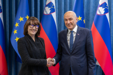 Premier Janša sprejel novo ameriško veleposlanico v Sloveniji
