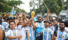 Mislite da su samo Argentinci 'ludi' za Messijem? Pogledajte nestvarne scene iz Bangladeša