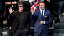 Von Hollywood bis Politik: Diese Promis fiebern bei der Fußball-WM mit
