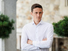 Peter Prevc z ženo Mino predstavil projekt za lepši danes #video