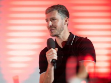 Goran Dragić odprl novo košarkarsko igrišče v Naklem