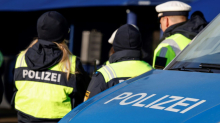 Berlin: Drei Männer wegen Verdachts auf illegalen Waffenhandel festgenommen