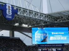 Tudi navijači ne odobravajo spornih odmorov za osvežitev