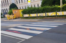 Vor der Uni Graz: Grazer Regenbogen-Zebrastreifen verwüstet