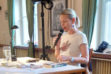 Im Buchhaus gab‘s einen „Steirerzwist“ mit Autorin Claudia Rossbacher
