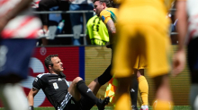 Fußball: Krämpfe beim WM-Debüt: Zwayers starke Leistung getrübt