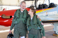 Kampfjet statt Krone: Felipe und Tochter Leonor heben gemeinsam ab