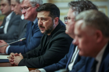 Zelenski Lukašenku zažugal, naj z ozemlja države odstrani rusko opremo, če ne bodo to 