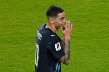 Fußball-WM: Paraguays Almiron sah Rot für Mund verdecken