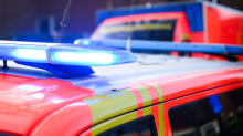Unfall am Freitagabend: Mädchen wird auf Volksfest aus Fahrgeschäft geschleudert