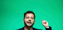Felix Banaszak Grünen-Co-Chef attackiert Merz mit derben Worten