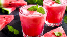 Rezeptidee: Wassermelone mal anders: Leckerer Sommer-Cocktail mit nur drei Zutaten