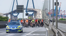 Demonstration: Tausende Radler bei Fahrradsternfahrt in Hamburg