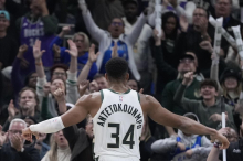 Janis Andetokumbo bo kariero nadaljeval v Miamiju