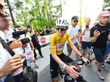 Pogačar pred Tourom povečal prednost pred Vingegaardom