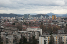 Cene stanovanjskih nepremičnin še naprej rastejo