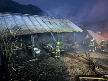 Kriminalisti potrdili, da je požar na kmetiji Bukovnik zanetil udar strele, škoda je ogromna