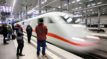 Störung des Bahnfunks legt vorübergehend Zugverkehr in ganz Deutschland lahm