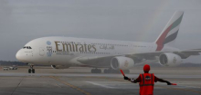 Airbus: 16 Flugzeuge vom Typ A380 der Emirates und von Qantas müssen wegen Rissen am Boden bleiben