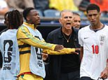 Jude Bellingham accused of X-rated outburst by Ghana manager Carlos Queiroz after furious half-time bust-up... as lip reader reveals foul-mouthed exchange between ex-Man United assistant and Thomas Tuchel