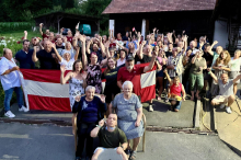 So wurde der Hyrox-Weltmeister bei sich zuhause gefeiert