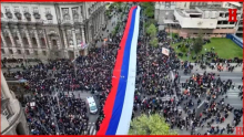 ZA NAŠU SRBIJU! Žena koja je šila najveću trobojku za skup 