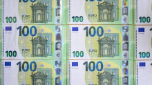 Mehr Geld: Innenminister: Hessen zahlt Spitzengehälter für Beamte